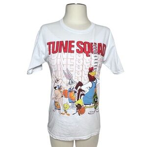 Mad Engine Space Jam A New Legacy Tune Squad cartoon graphic t-shirt NWT